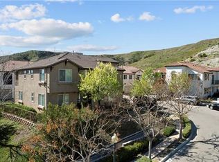 28042 Catherine Dr, Canyon Country, CA 91351