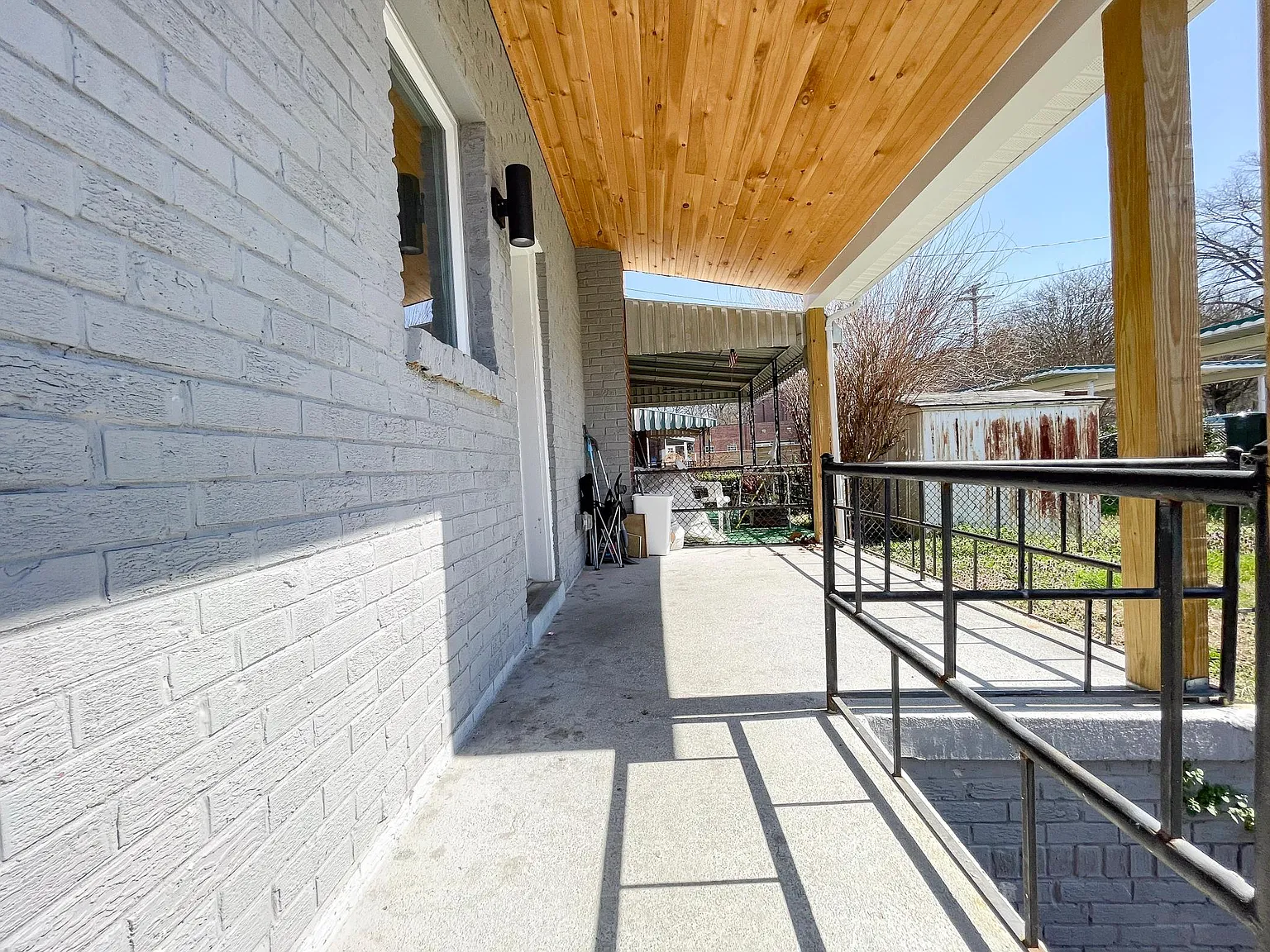 3 bed, 3.5 bath, 1504 sqft, $3,495 — Photo 1