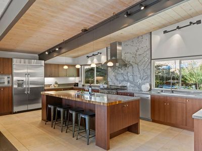 1220 Chula Vista Dr, Belmont, CA, 94002