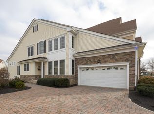 9 Mineral Springs Ln, Tinton Falls, NJ 07724
