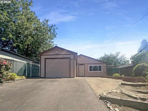 14322 SE Bunnell St, Milwaukie, OR 97267