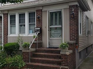 8713 81st Rd, Ridgewood, NY 11385