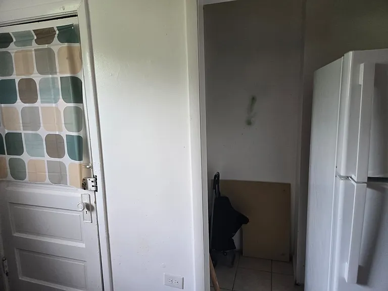 2700 W Albion Ave #2 — Photo 5