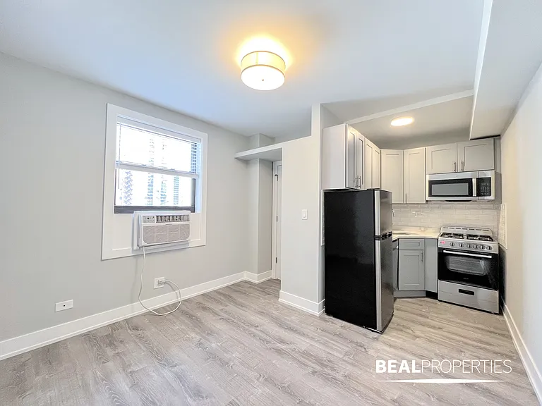 505 West Belmont Ave — Photo 68