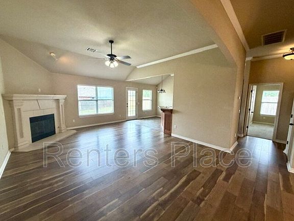 2nd image of 12620 Williamsport Ave