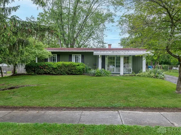 1139 Irmal Dr, Dayton, OH 45432