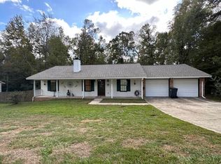 90 Deer Run Rd, Hattiesburg, MS 39402