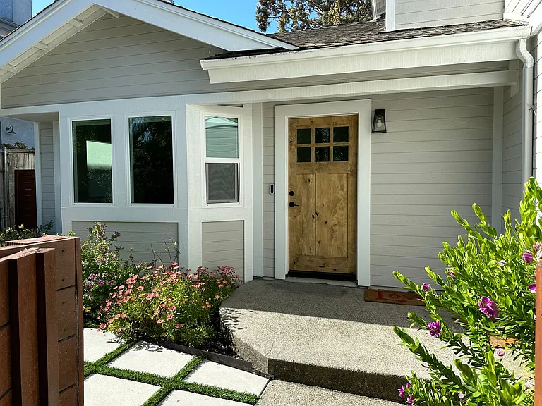 417 Woodbridge St — Photo 3