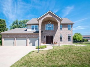 3817 W Grove Mill Ct, Dunlap, IL 61525