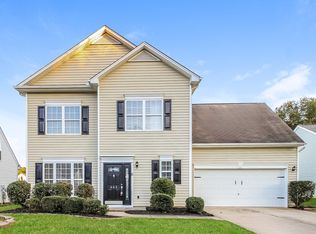 663 Timber Walk Dr, Simpsonville, SC 29681