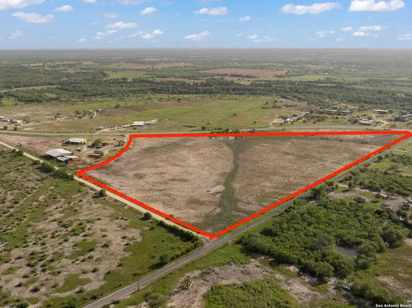 18434A Fm 471 LOT 5, Natalia, TX 78059