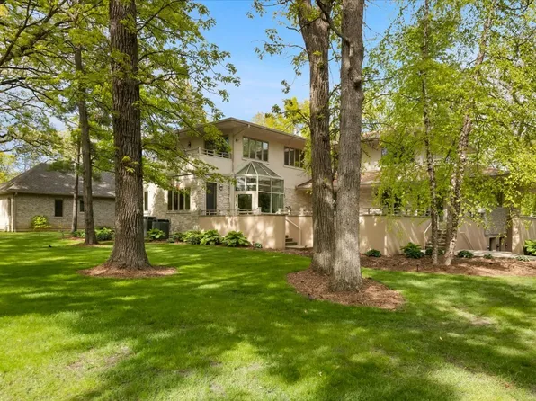 3464 Old Mill Rd, Highland Park, IL 60035