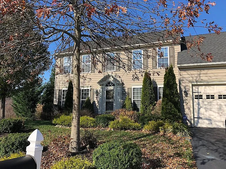 641 Spring Meadow Dr — Photo 5