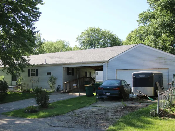 2011 Dorothy Ave, Fairborn, OH 45324