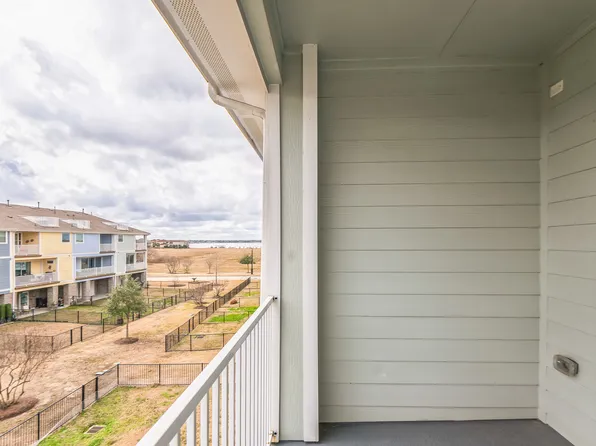 2716 Veranda Fls, League City, TX 77573