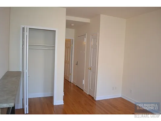 Rented by Aclawrence | media 32