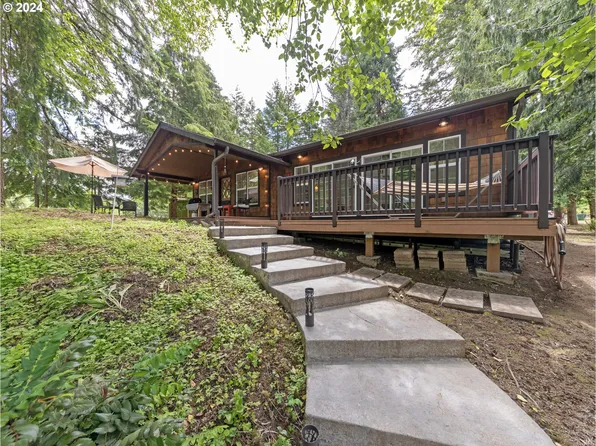 10065 Beach Dr, Birkenfeld, OR 97016