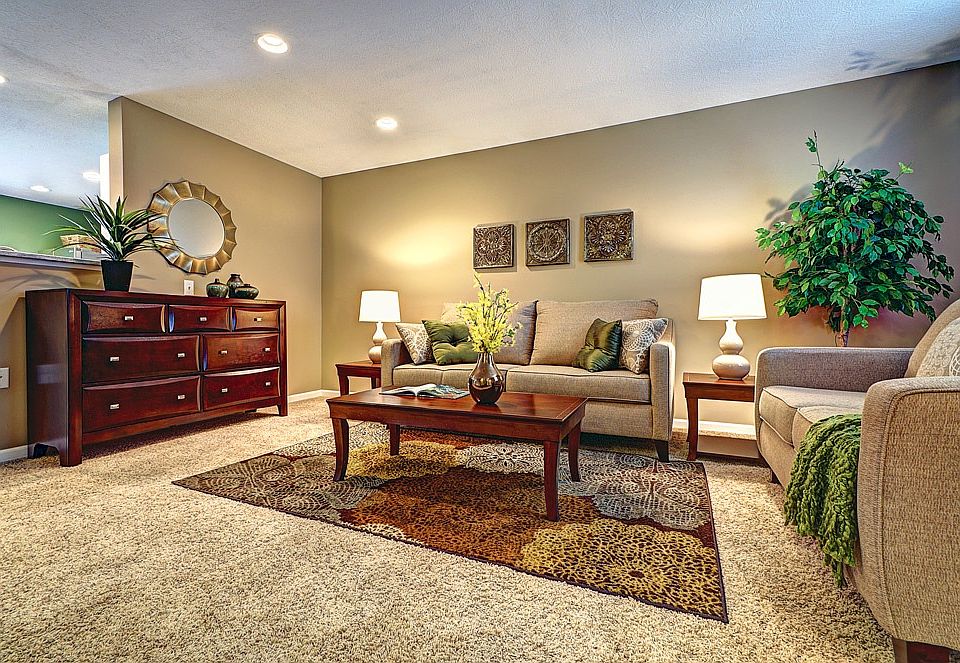 1st image of 333 Douglasfir Dr