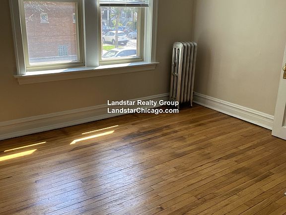 2nd image of 4101 N Sacramento Ave APT 1