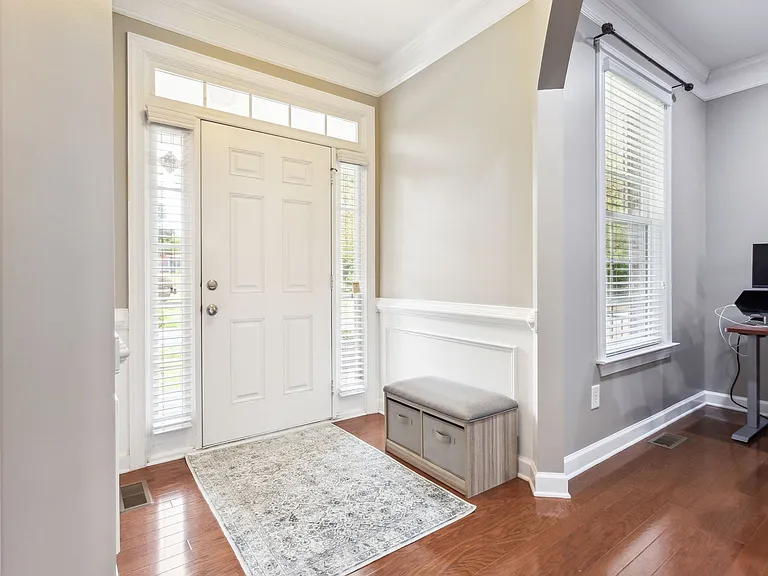 4735 Shiloh Crossing Way — Photo 4