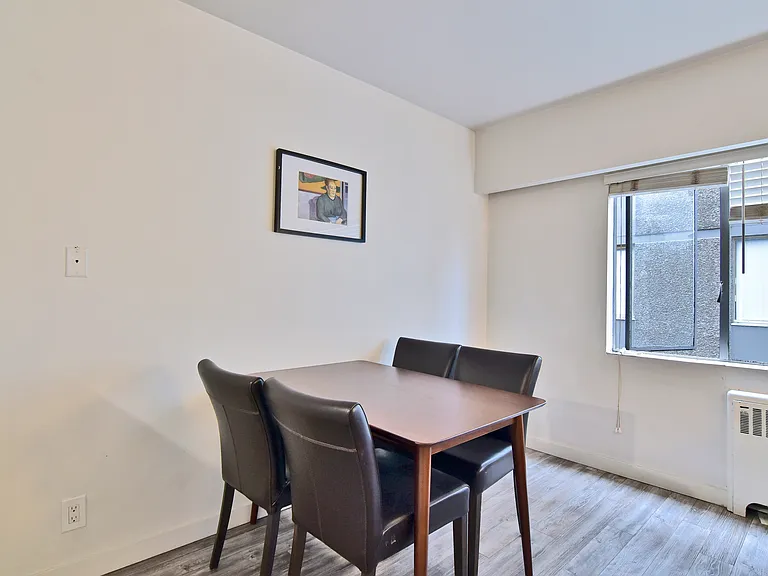 1540 Haro St — Photo 32