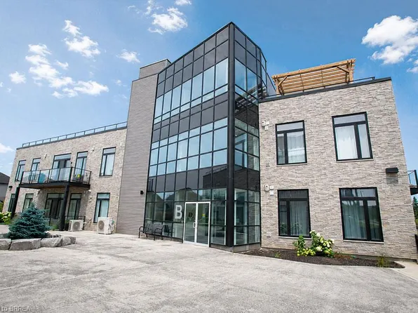 85 B Morrell St #117, Brantford, ON N3T 4J6