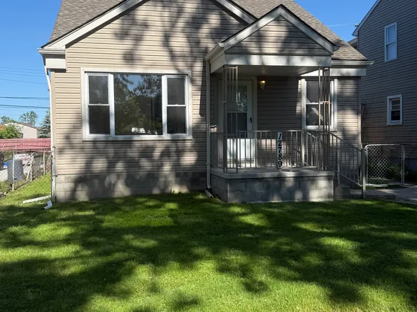 12789 Ziegler St, Taylor, MI 48180