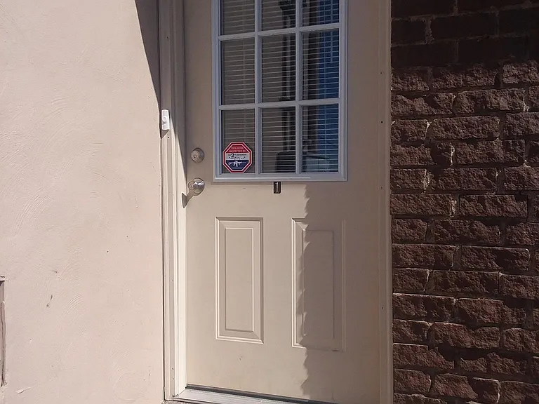 2117 Pennsylvania Ave #1 — Photo 1
