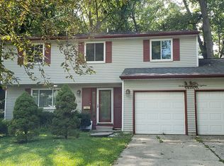 3018 Norwich Rd, Lansing, MI 48911