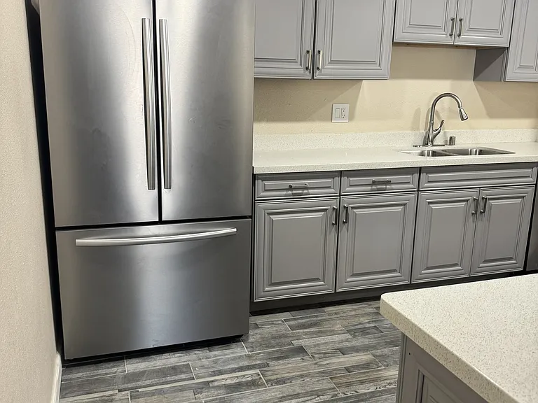 388 Santa Clara Ave — Photo 4