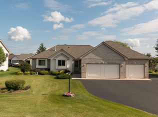 5430 128th St N, Hugo, MN 55038