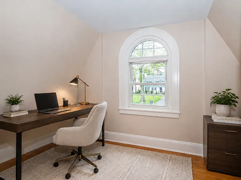 17 Bonnett Ave — Photo 22