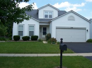 1738 Autumn Woods Ln, Romeoville, IL 60446