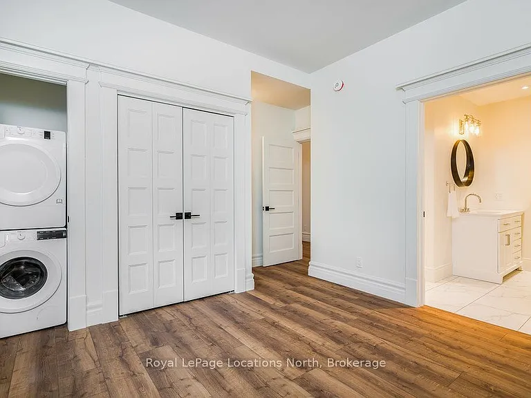 20 Alice St E #1 — Photo 17