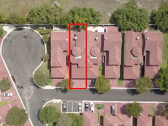 2nd image of 1006 La Tierra