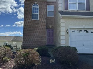 7082 Hunt Dr, Macungie, PA 18062