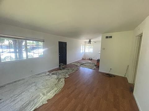 5th image of 3104 Mayfair Dr