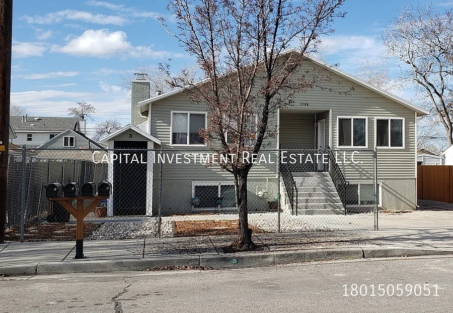 Building Photo - 3708 McCall St #4