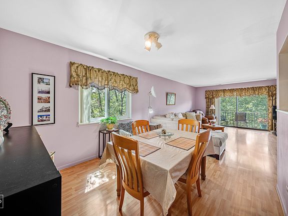 3rd image of 1026 Castilian Ct APT 301