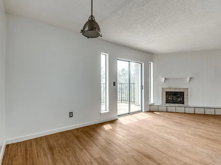 6728 N Meridian Ave #F — Photo 22