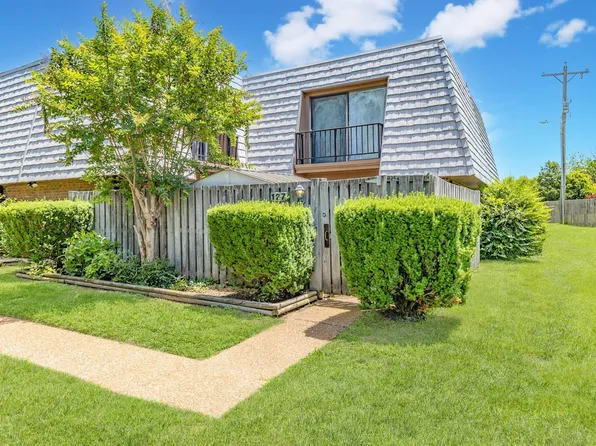 127 Cedarwood Ln, Madison, TN 37115