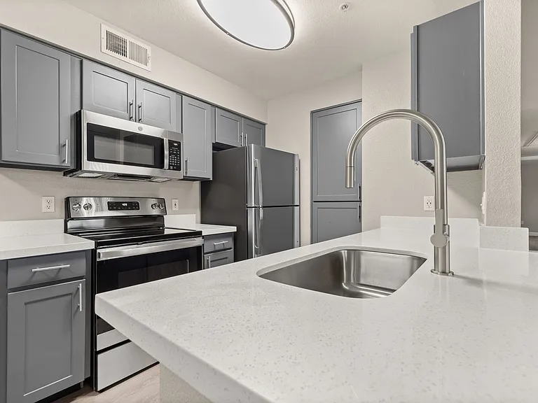 The Villas at D'Andrea Apartment Homes — Photo 10