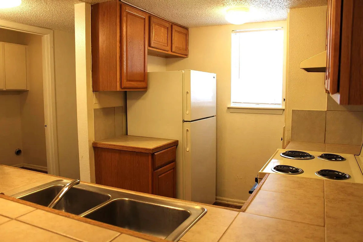 Building Photo - 1022 Fabulous Dr #A