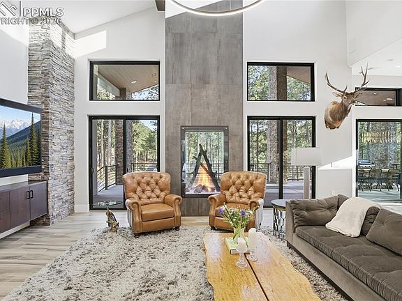 4th image of 4760 Hidden Rock Rd