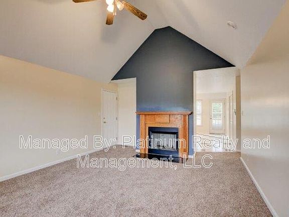2nd image of 2668 Derby Dr