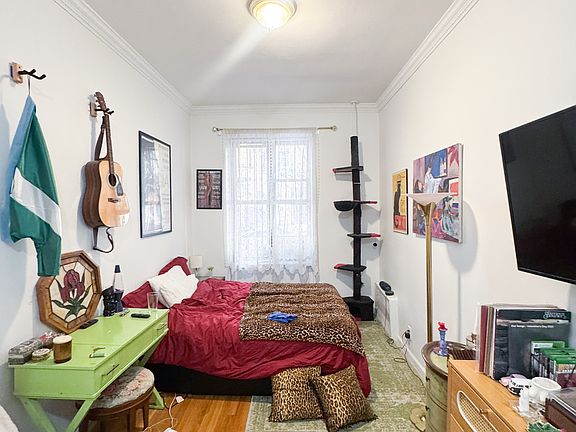2nd image of 426 E 83rd St APT 1B