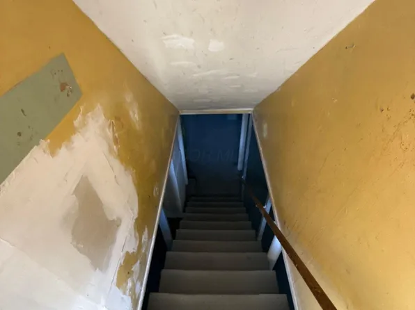 3441 Eisenhower Rd, Columbus, OH 43224