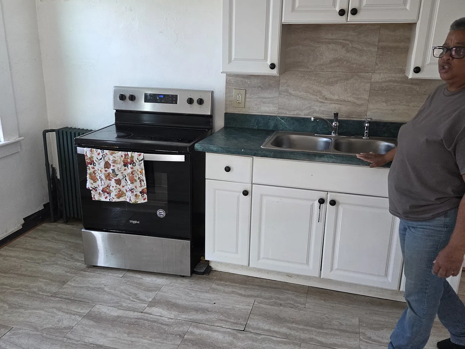 2 bed, 1200 sqft, $1,950 — Photo 2