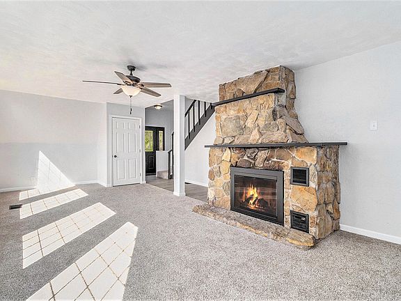 5th image of 21548 Mason St