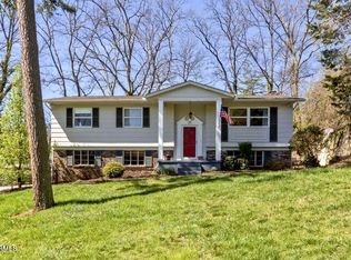 521 NW Bardon Rd, Knoxville, TN 37919